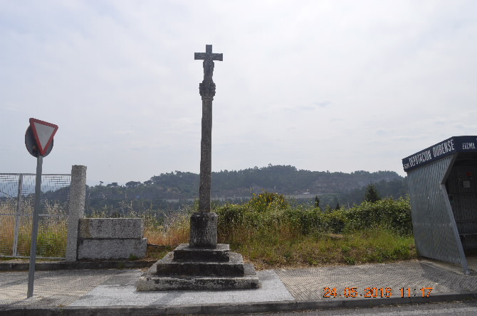 CRUCEIRO DE SAN XOÁN DE BARBADÁS