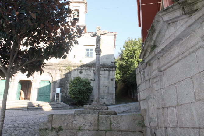 CRUCEIRO DE OS REMEDIOS