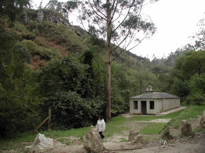 CAPELA DE SANTO ESTEVO DO ERMO OU DE AUGAS SANTAS