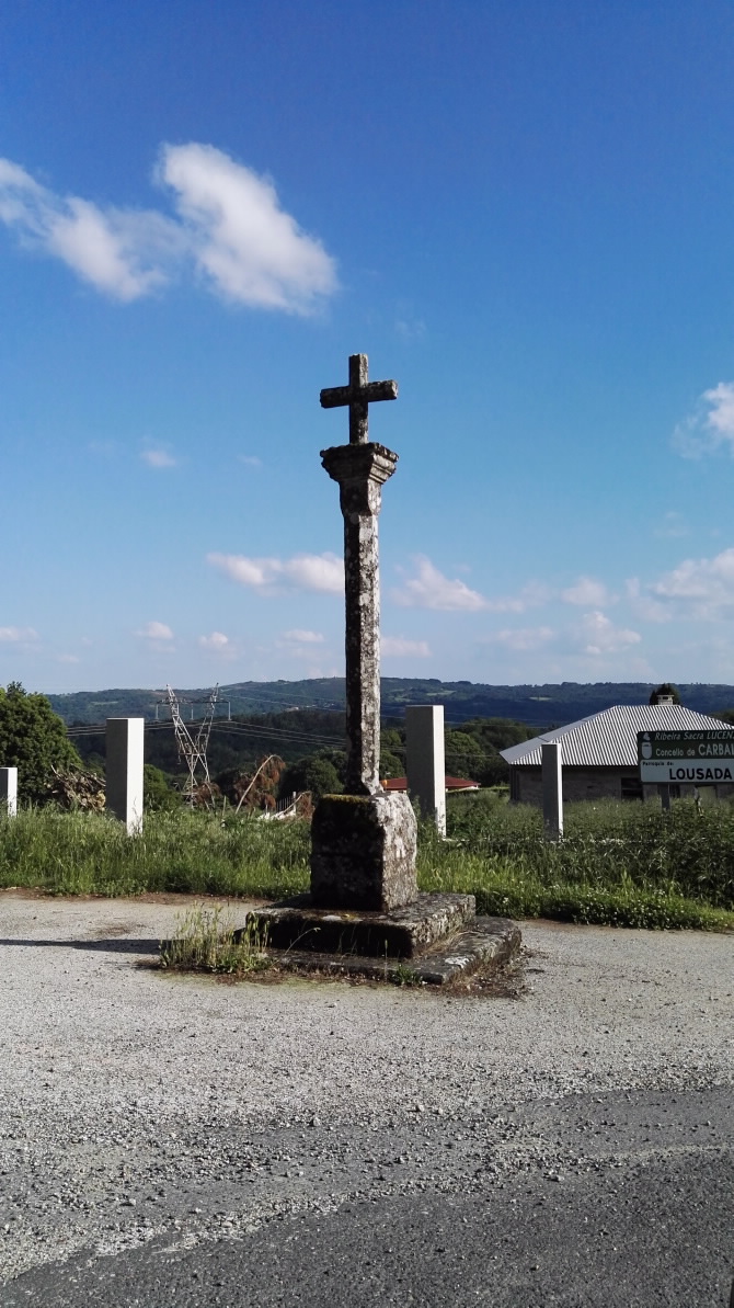 CRUCEIRO EN LOUSADA DE ARRIBA