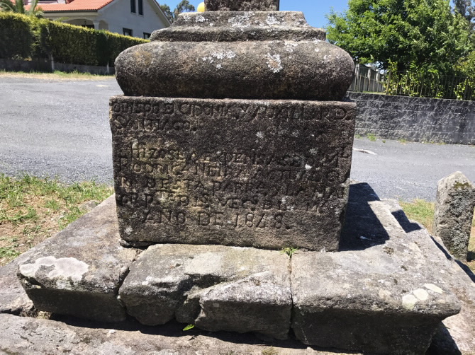 CRUCEIRO DE CASTRELO