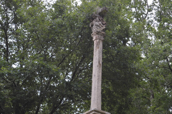 CRUCEIRO DO SANTIÑO