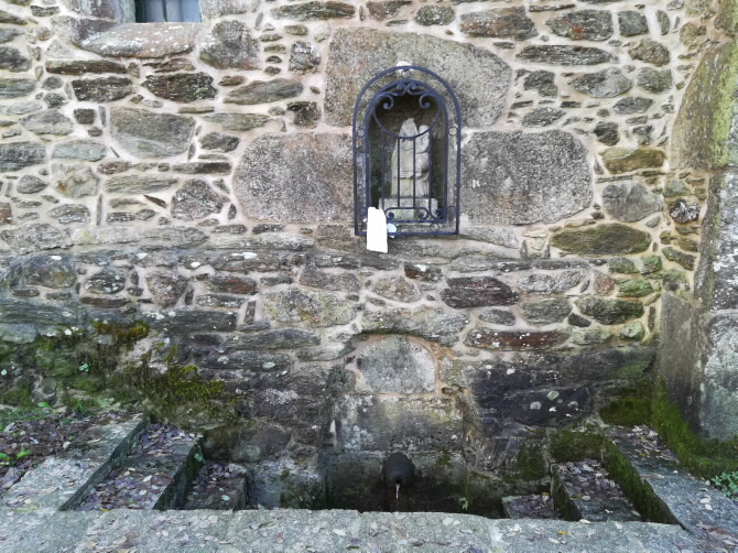 SANTUARIO DA VIRXE DE GUNDIÁN