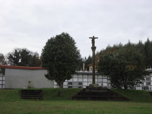 CRUCEIRO DO CEMITERIO DE QUIÓN
