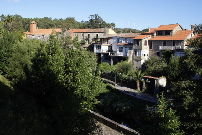 CONXUNTO DO PORTO DE CEREIXO