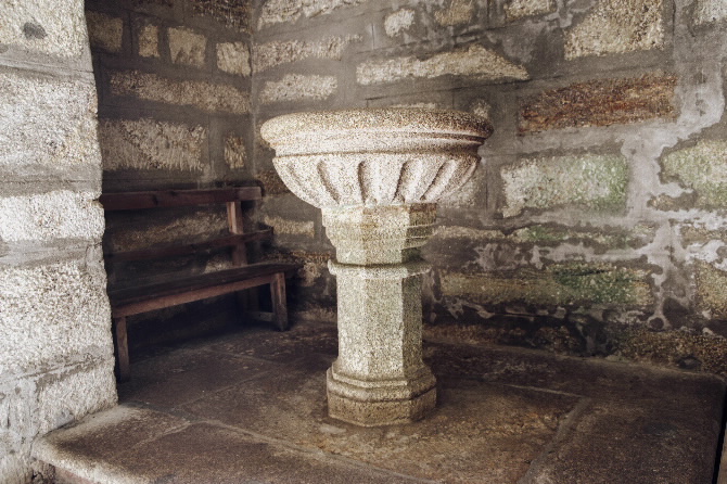 IGREXA DE SAN MIGUEL DE ALBARELLOS