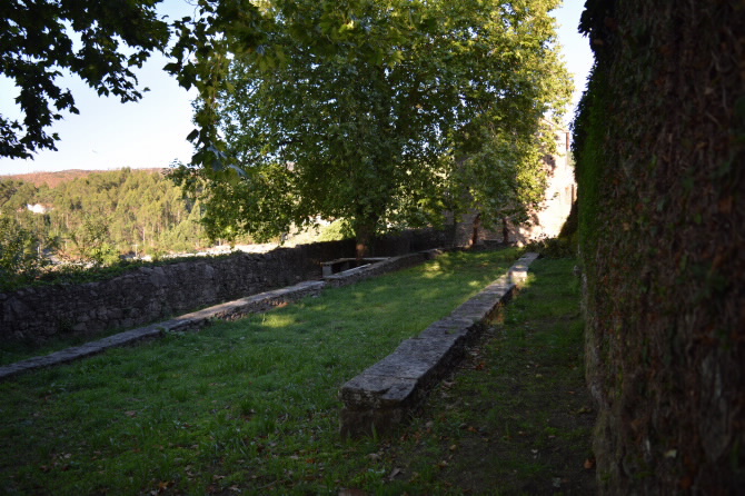 CERCA DA FAGUÍA DE CARNÉS