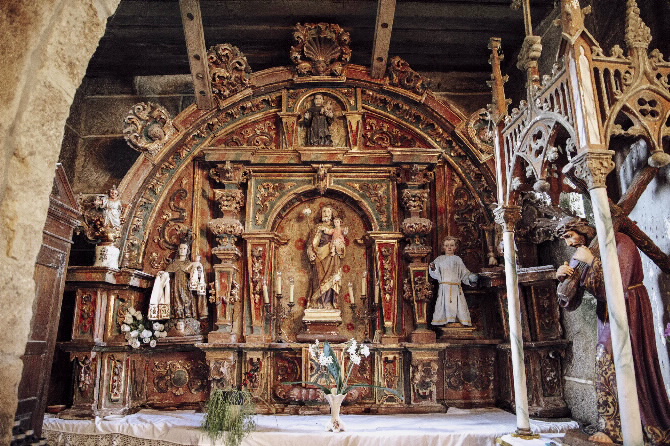 IGREXA DE SAN XOÁN DE LAXAS