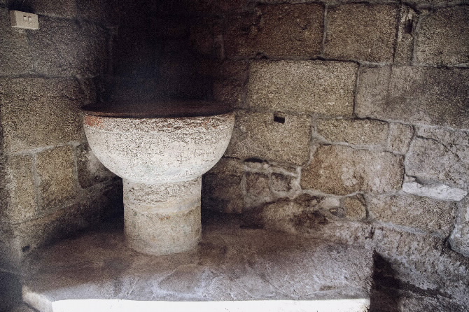 IGREXA DE SAN XOÁN DE LAXAS