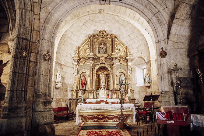 IGREXA PARROQUIAL DE SAN SALVADOR DE PAZOS DE ARENTEIRO