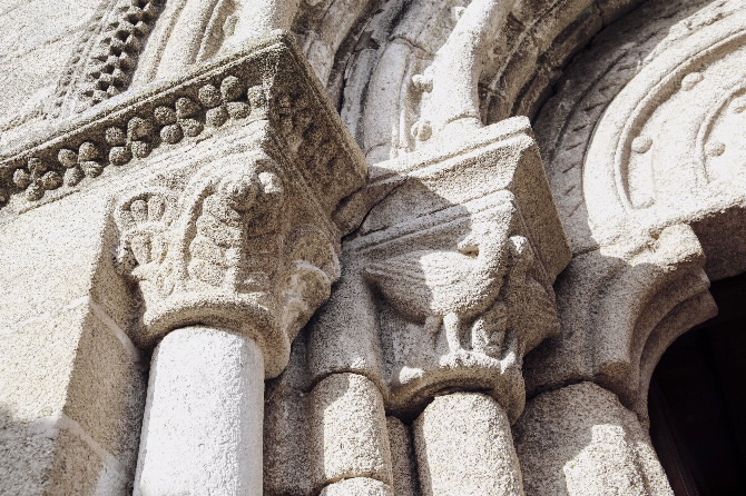 IGREXA PARROQUIAL DE SAN SALVADOR DE PAZOS DE ARENTEIRO