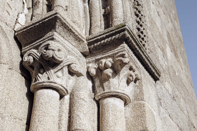 IGREXA PARROQUIAL DE SAN SALVADOR DE PAZOS DE ARENTEIRO