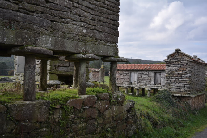 CONXUNTO DE HÓRREOS DE BAÍÑAS