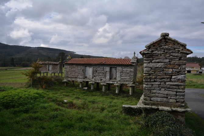 CONXUNTO DE HÓRREOS DE BAÍÑAS