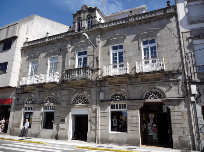 VIVENDAS INDIANAS NO CASCO URBANO