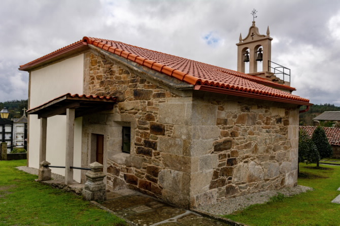 IGREXA PARROQUIAL DE SAN CREMENZO DE PAZOS