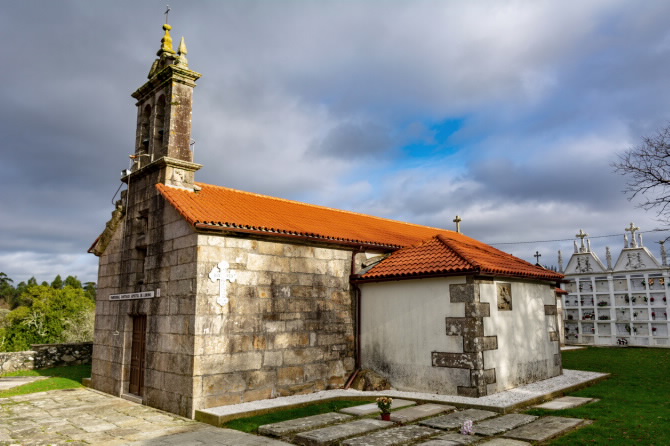 IGREXA PARROQUIAL DE SANTIAGO DE LOROÑO