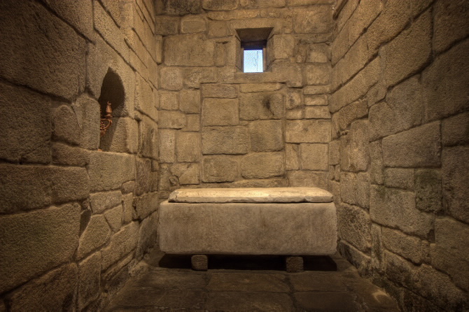 IGREXA MONACAL DE SANTA COMBA DE BANDE