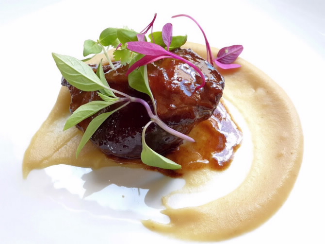 SAN JAIME BY MIGUEL GONZALEZ