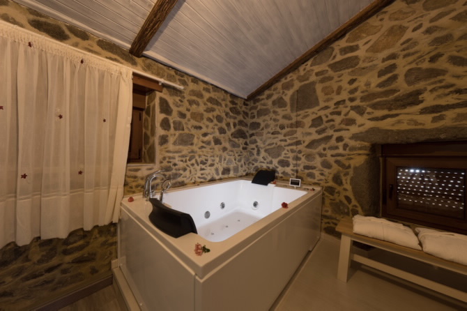 CASA DAS FIADEIRAS DE NEMIÑA