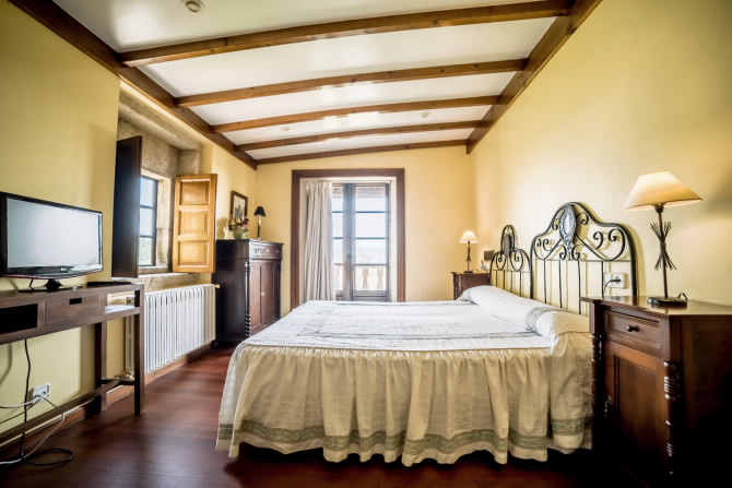 CASA GRANDE DE FUENTEMAYOR