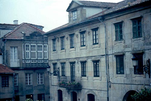 CASA DAS CARAS
