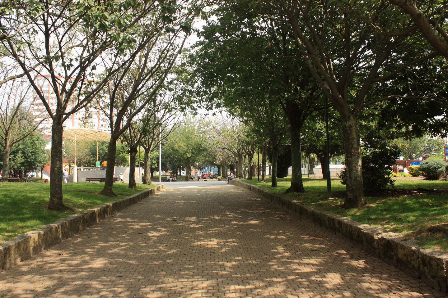 XARDÍNS DA PRAZA DO INFERNIÑO