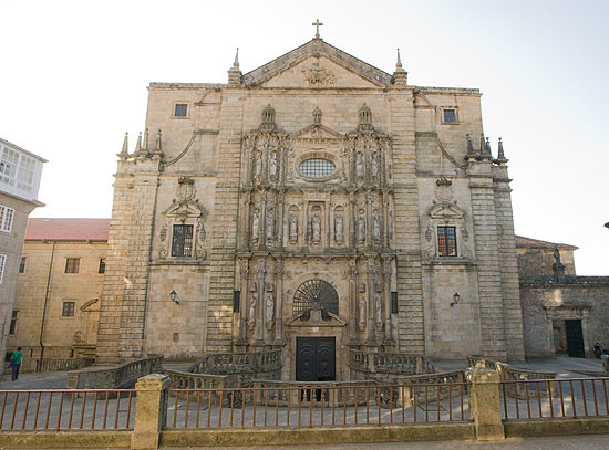 MOSTEIRO DE SAN MARTIÑO PINARIO