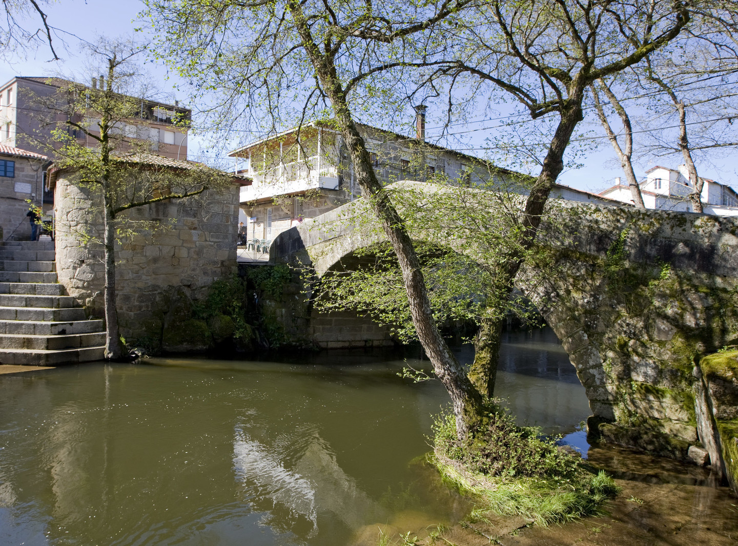 PONTE ROMANA DE BAÑOS DE MOLGAS OU A PONTE VELLA DE MOLGAS