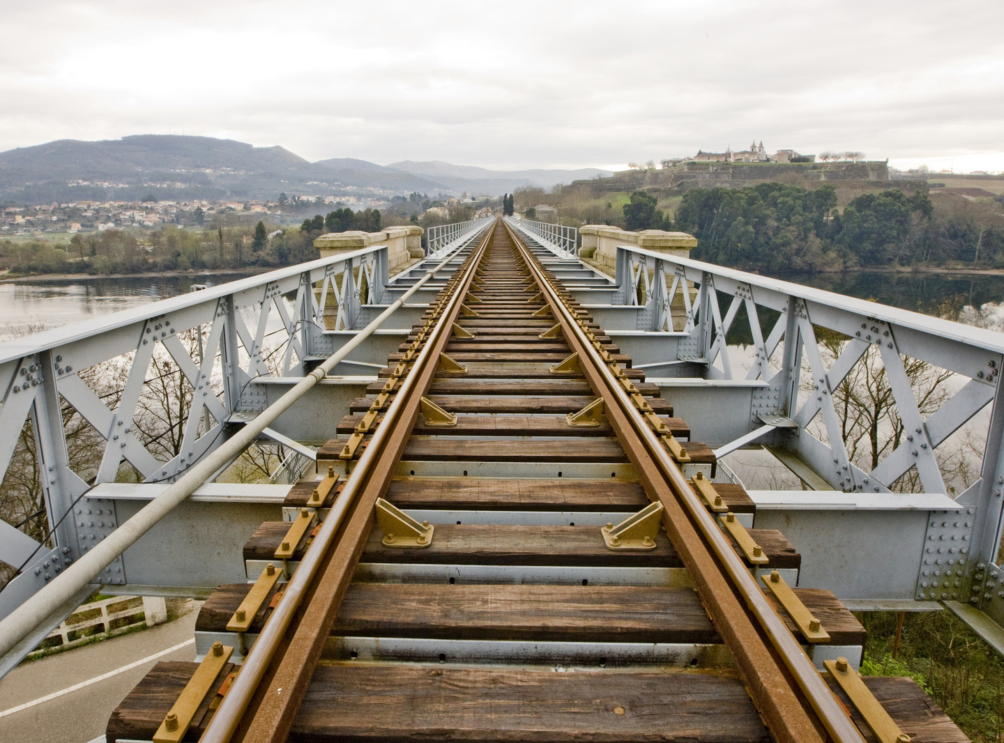 PONTE INTERNACIONAL DE TUI