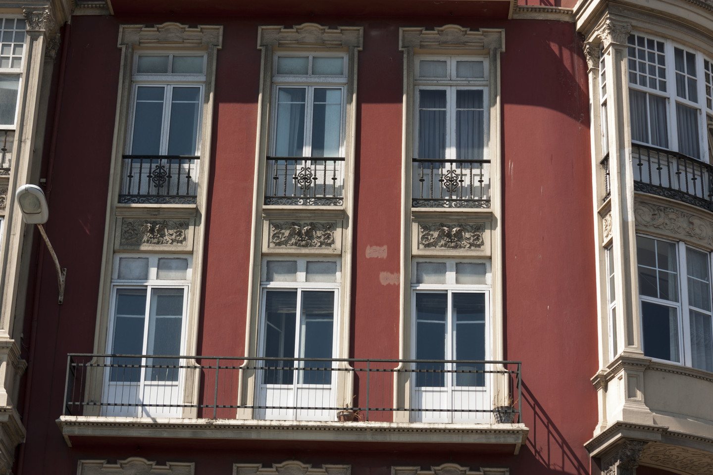 EDIFICIO LINARES RIVAS III