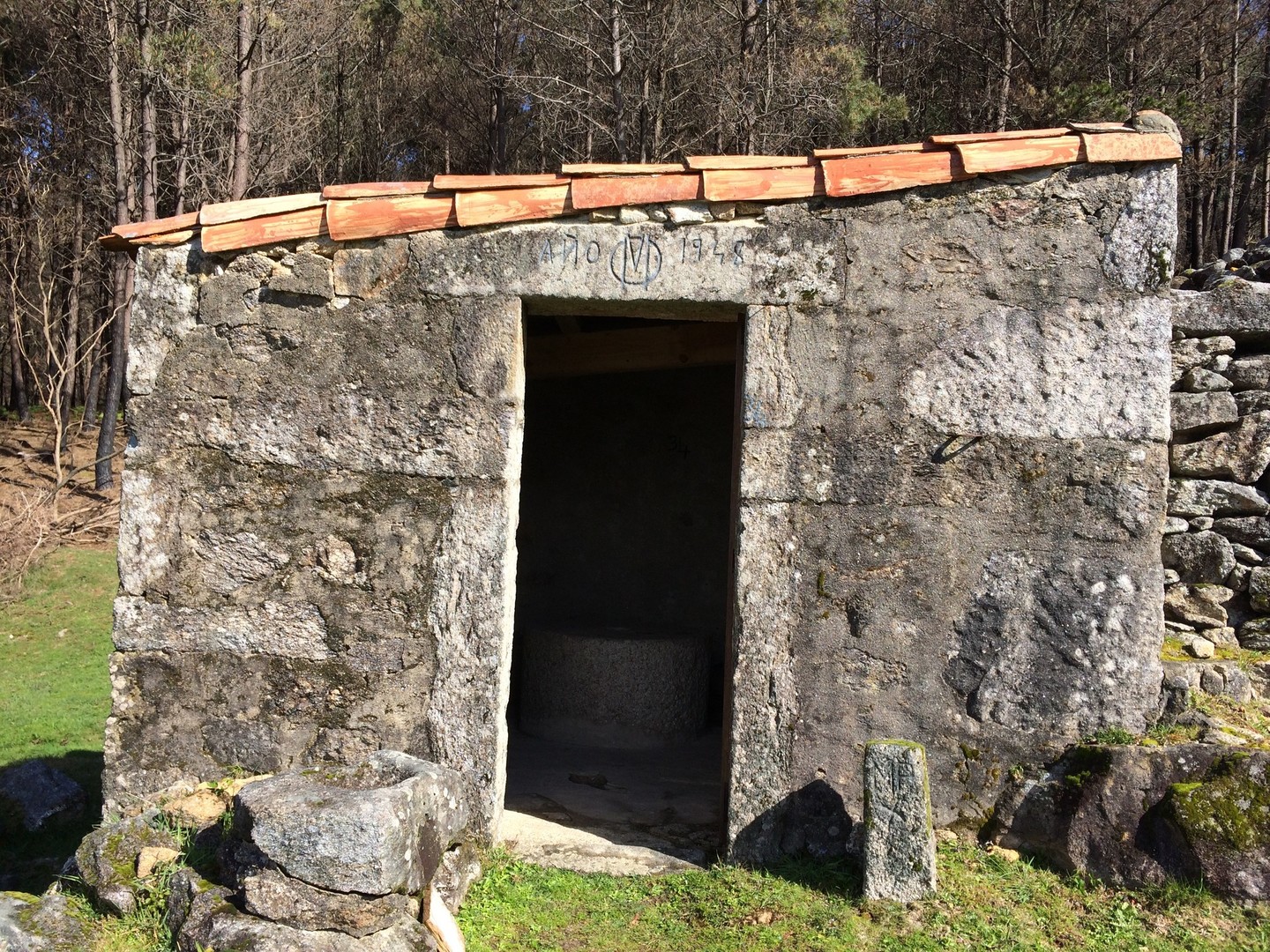 MUÍÑOS DO PICÓN E DO FOLÓN