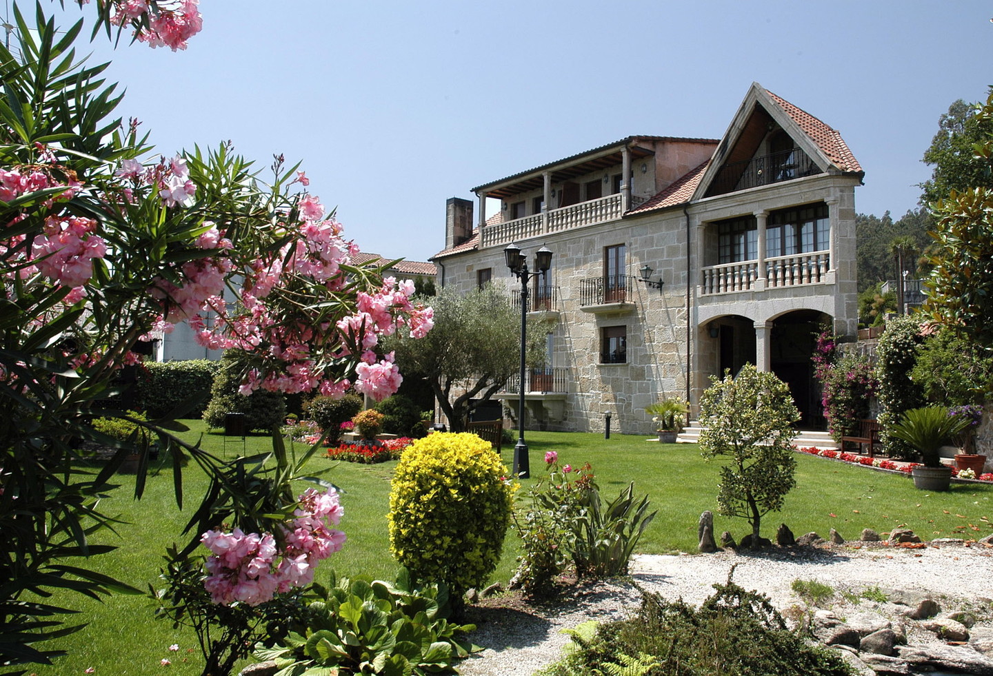 CASA ANTIGA DO MONTE