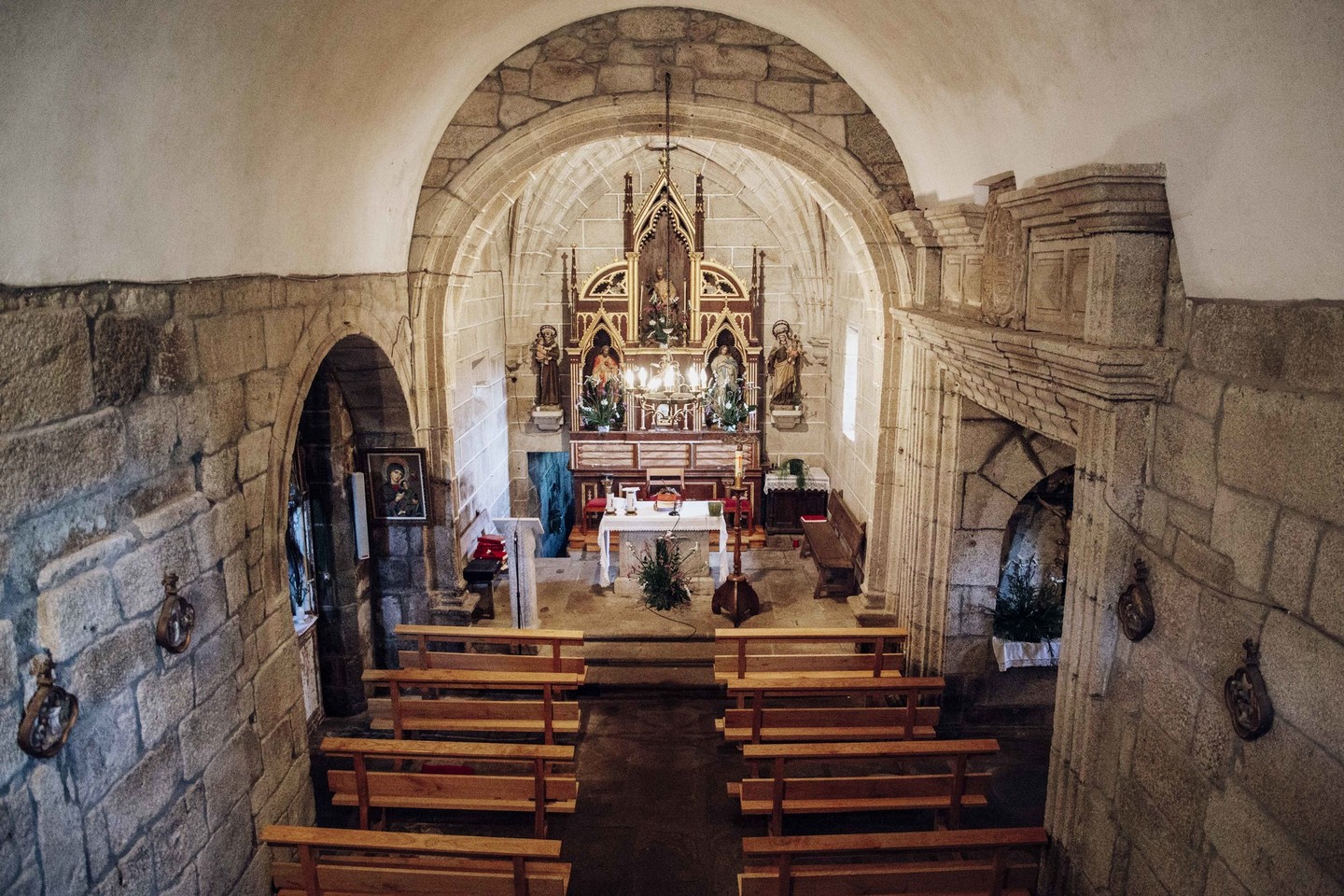 IGREXA DE SAN XOÁN DE LAXAS