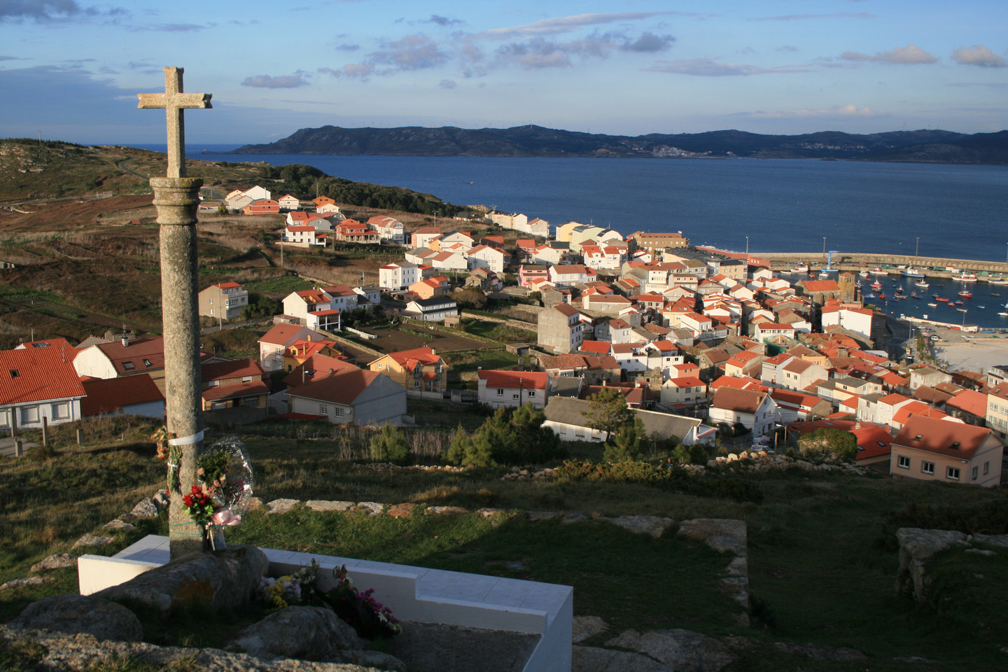 CRUCEIRO DE COUCEIRO - CRUZ DO NAVEGANTE