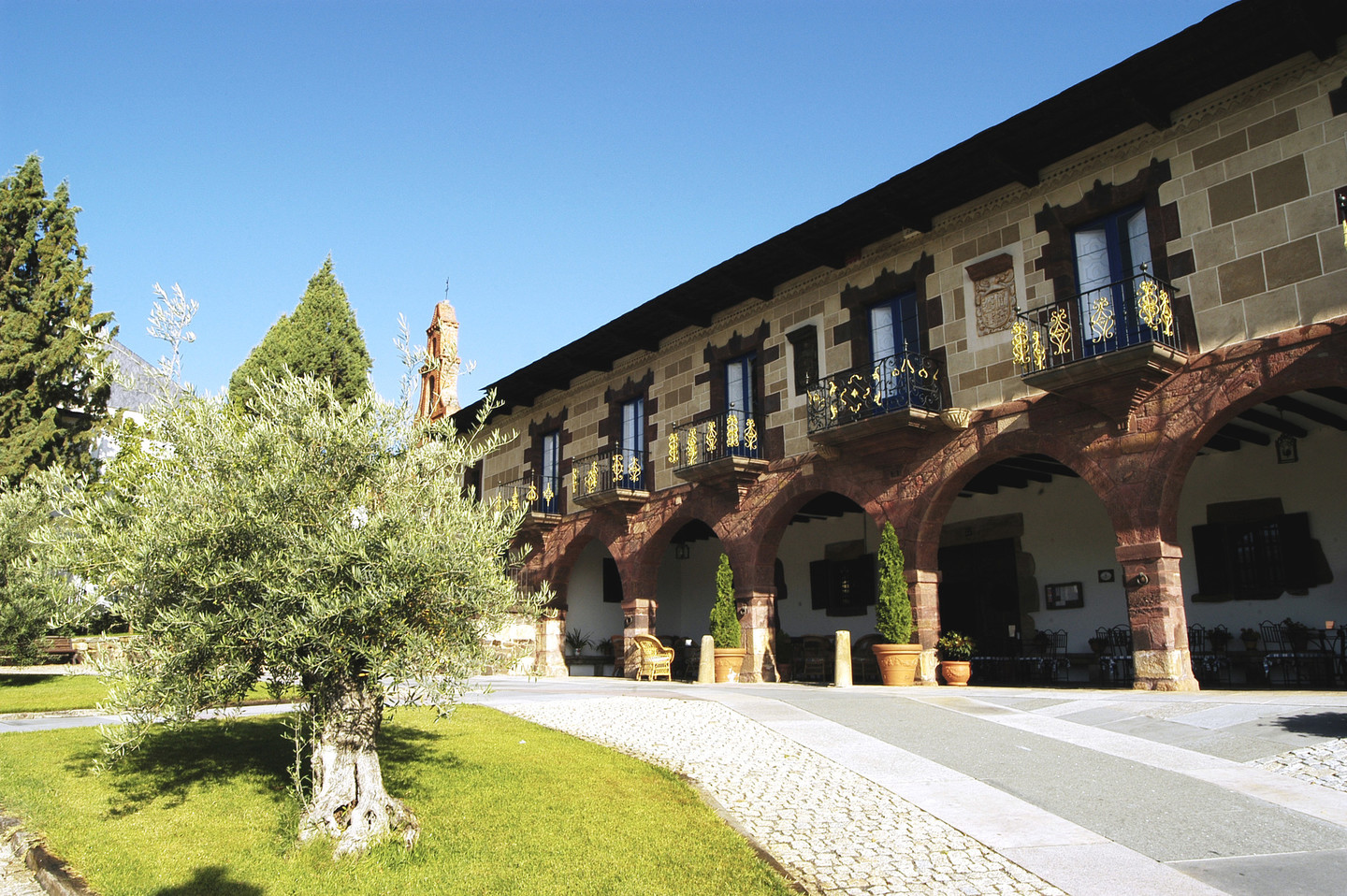 HOTEL MONUMENTO  PAZO DO CASTRO