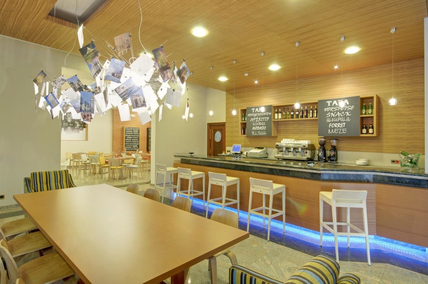 SANTIAGO PLAZA AFFILIATED BY MELIÁ