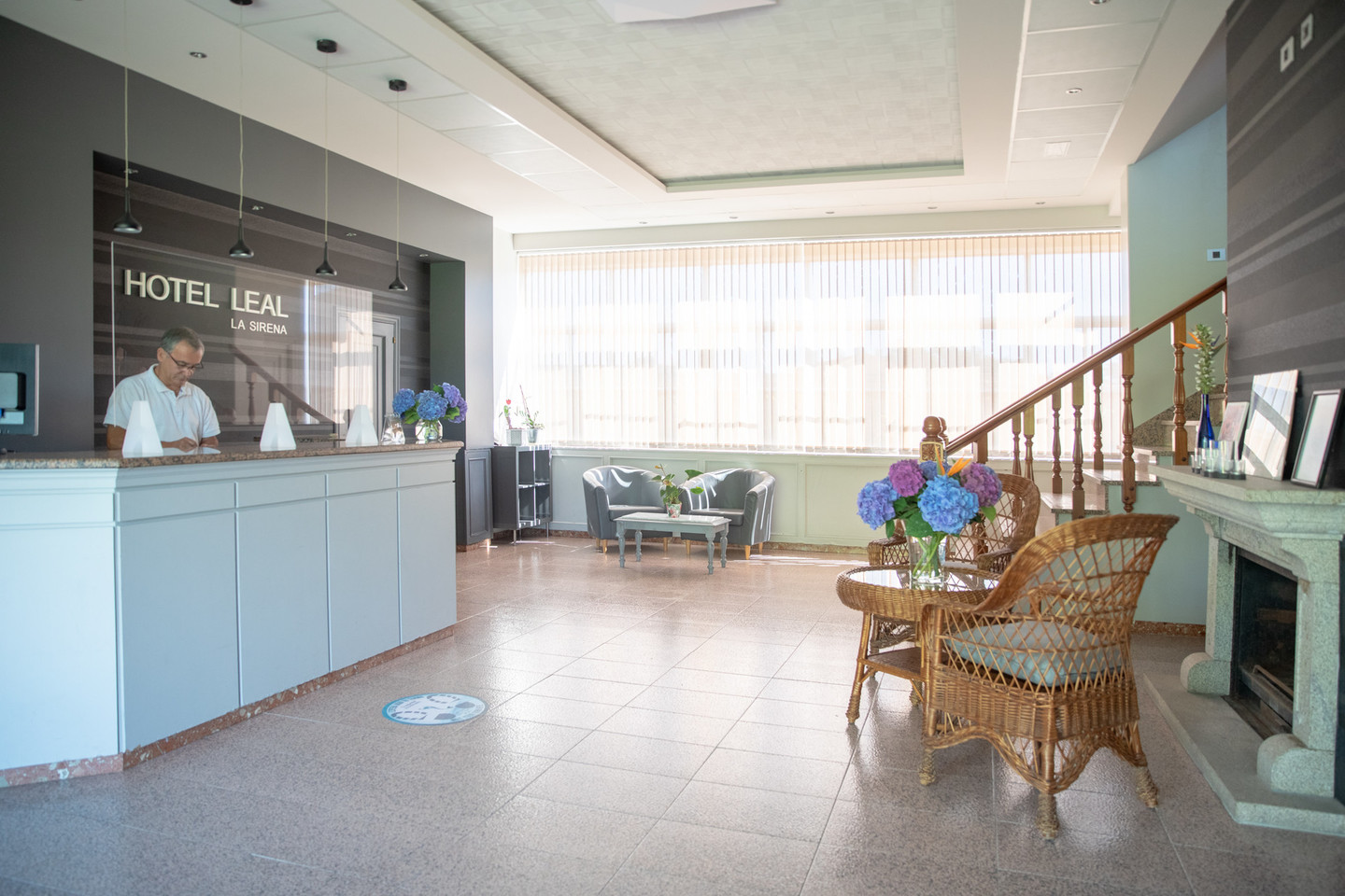 HOTEL LEAL-LA SIRENA