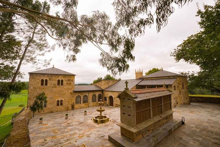 AS TORRES DA HERMIDA