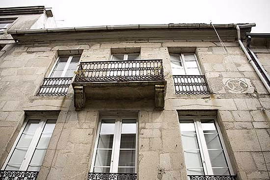 CASA BLASONADA DE RÚA DA CRUZ, Nº 10