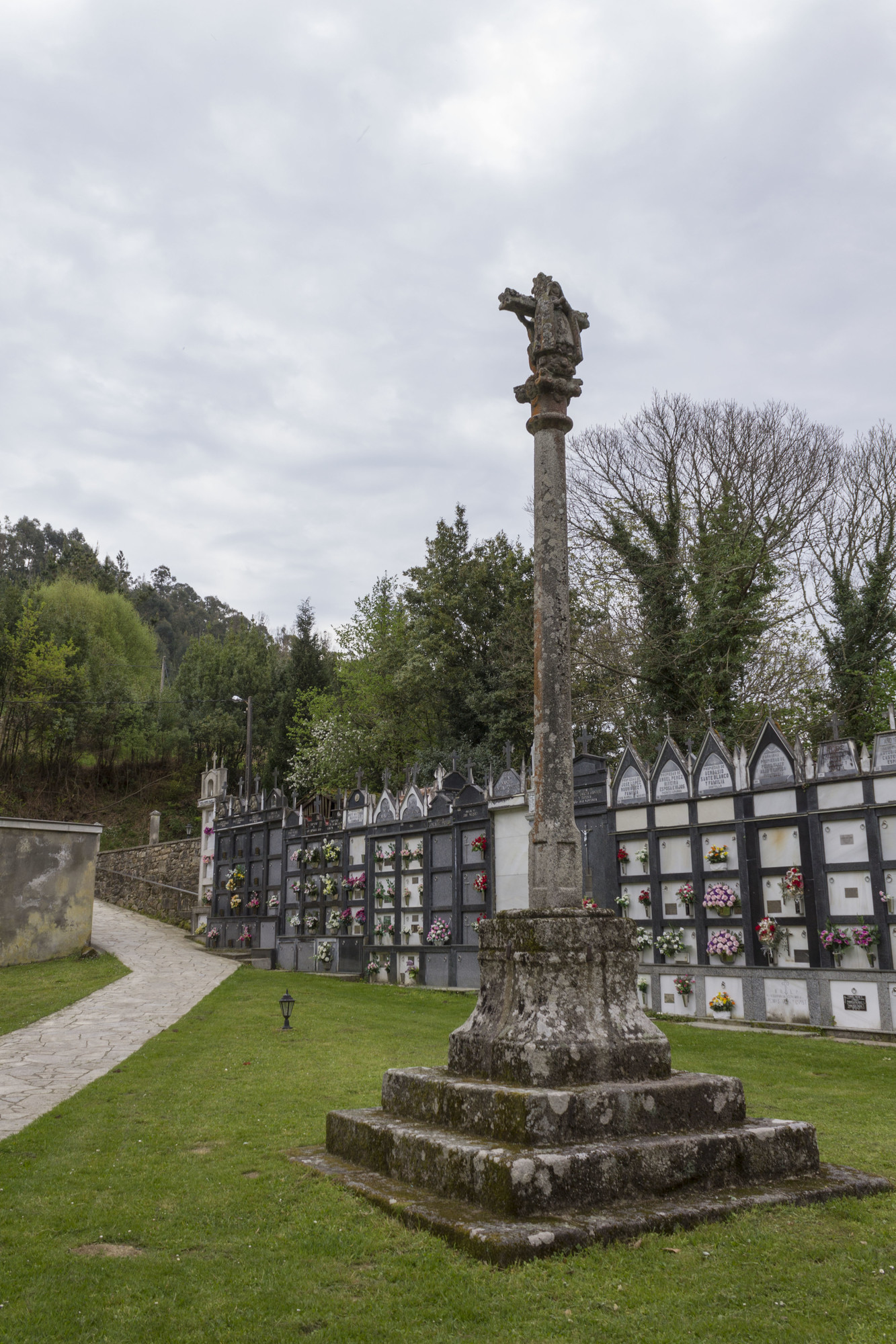 CRUCEIRO DE SAN PAIO DE ARANGA