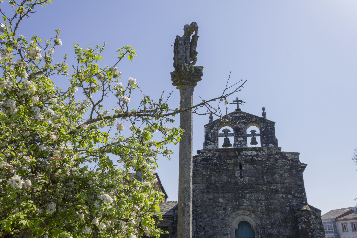 IGREXA PARROQUIAL DE SANTIAGO DE BAAMONDE