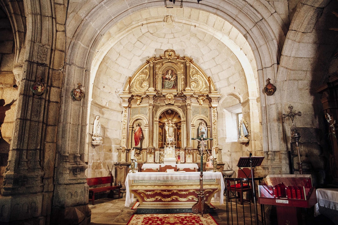 IGREXA PARROQUIAL DE SAN SALVADOR DE PAZOS DE ARENTEIRO