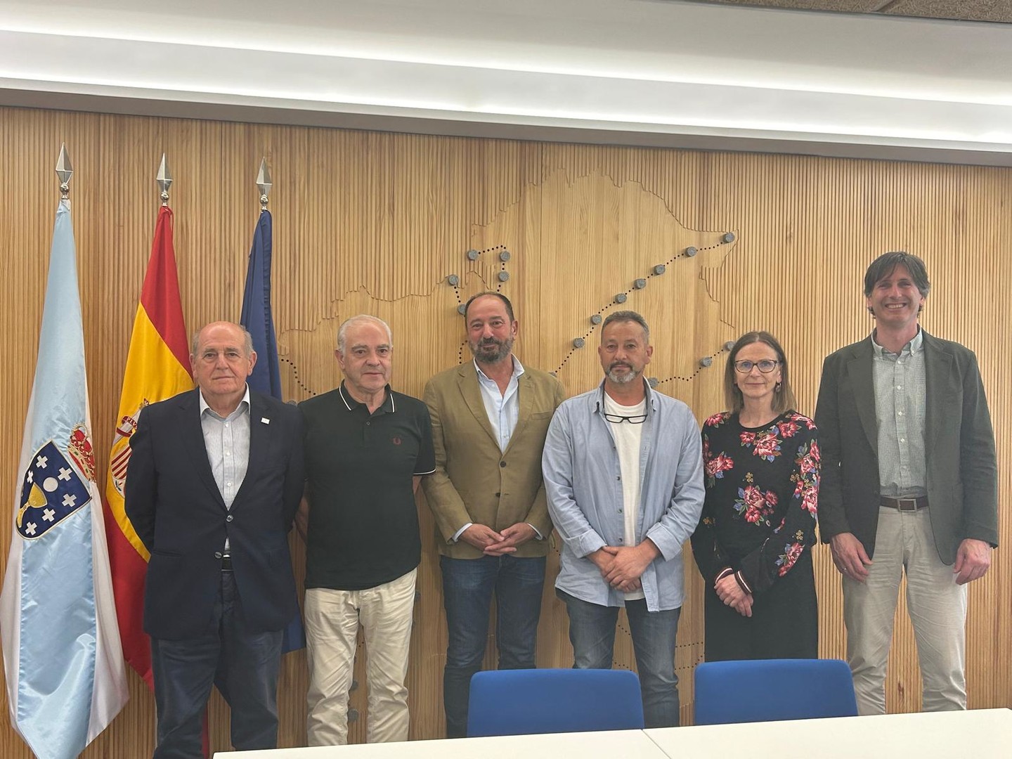 Encontro con varios representantes da Asociación de Municipios do Camiño de Inverno a Santiago
