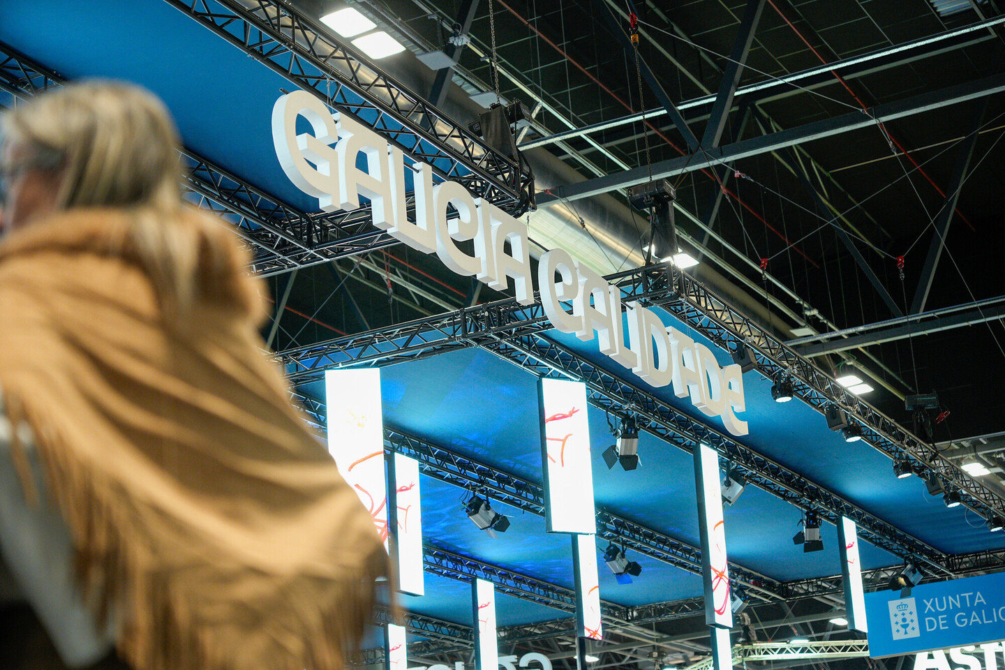 ??? imaxes[1]/titulo ???