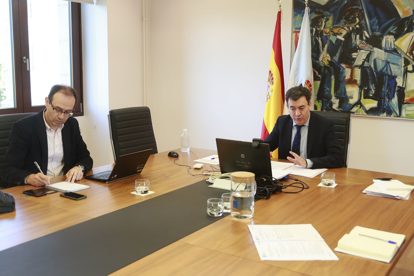 El conselleiro de Cultura e Turismo, en la reunión telemática eon el sector.