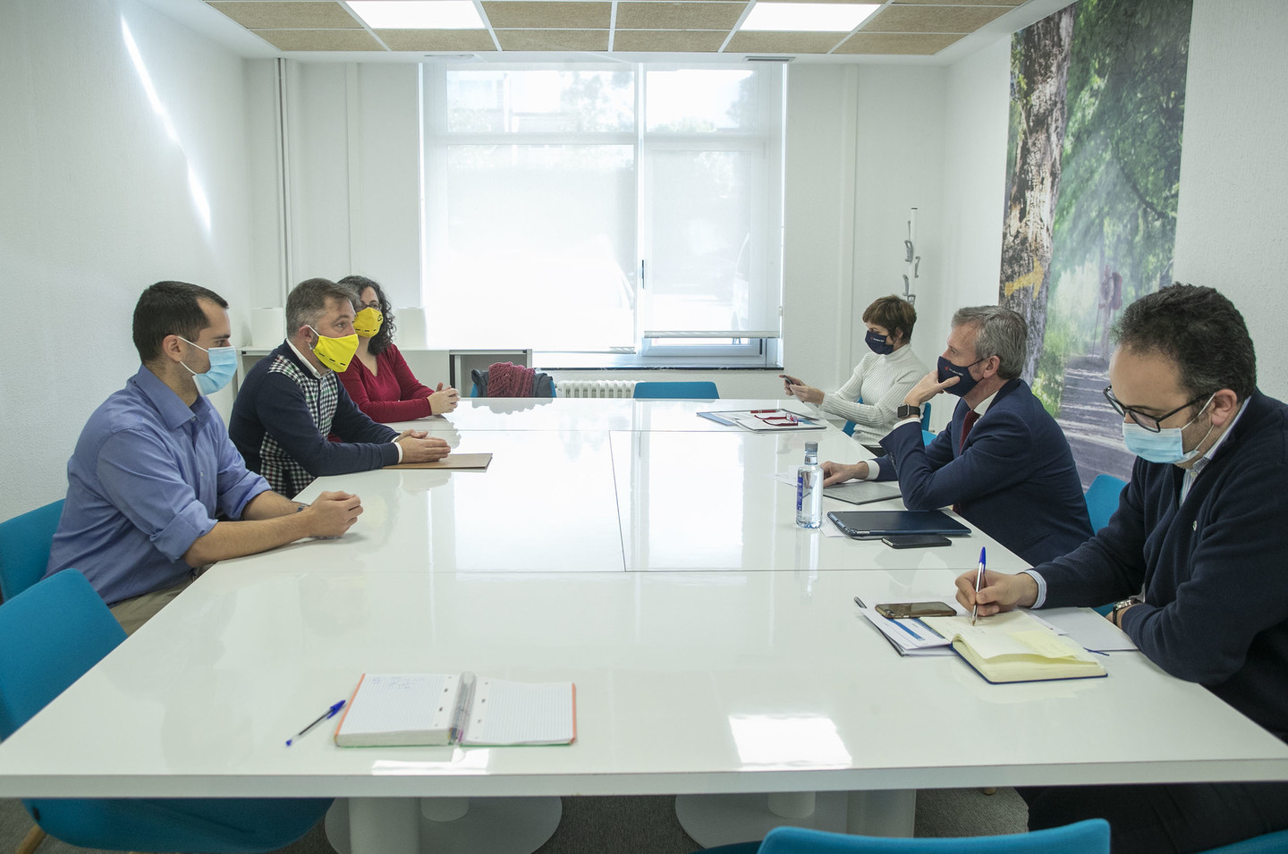 Reunión do vicepresidente 1º da Xunta coa asociación de guías.