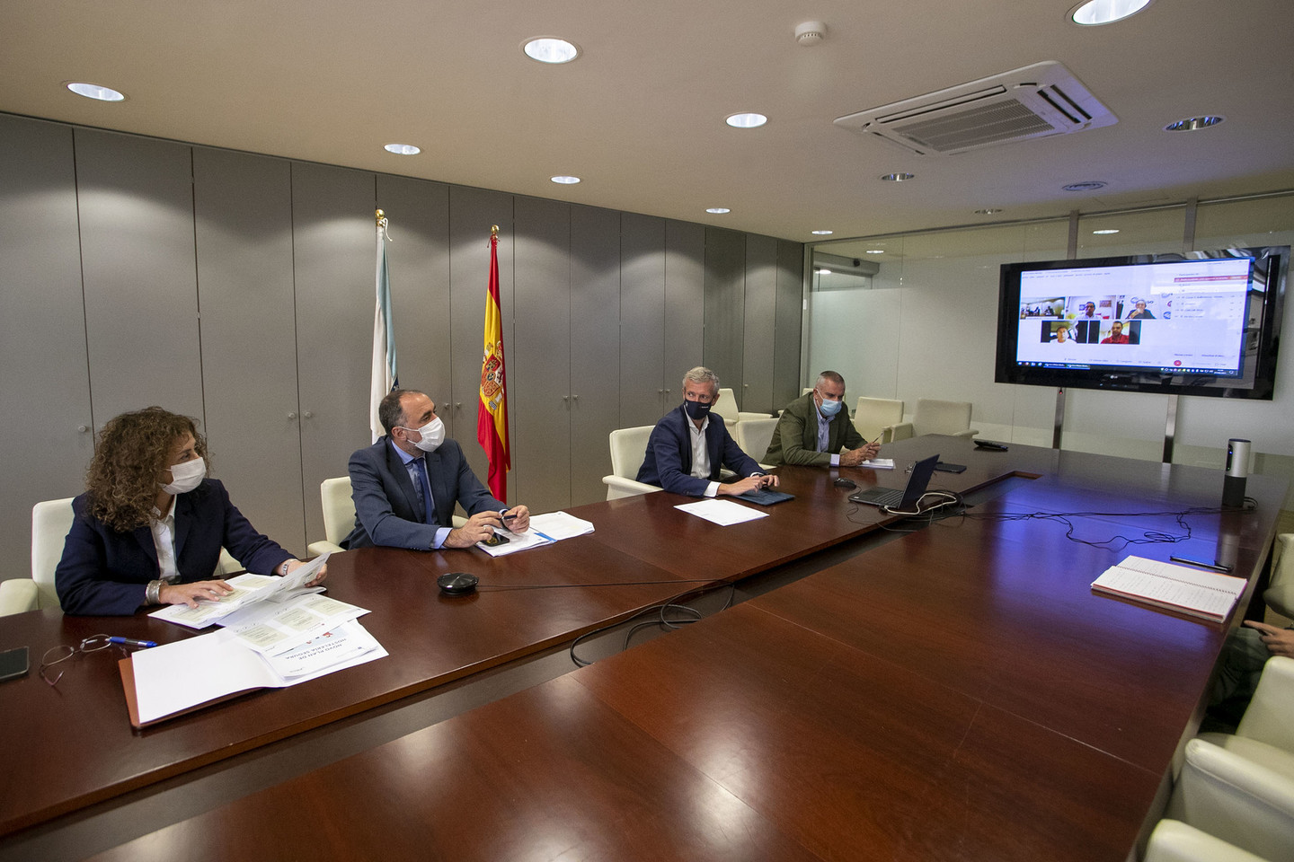 Reunión co sector da hostalaría galega.