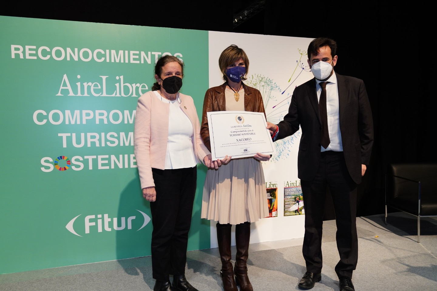 Nava Castro recolleu o premio de Aire Libre.