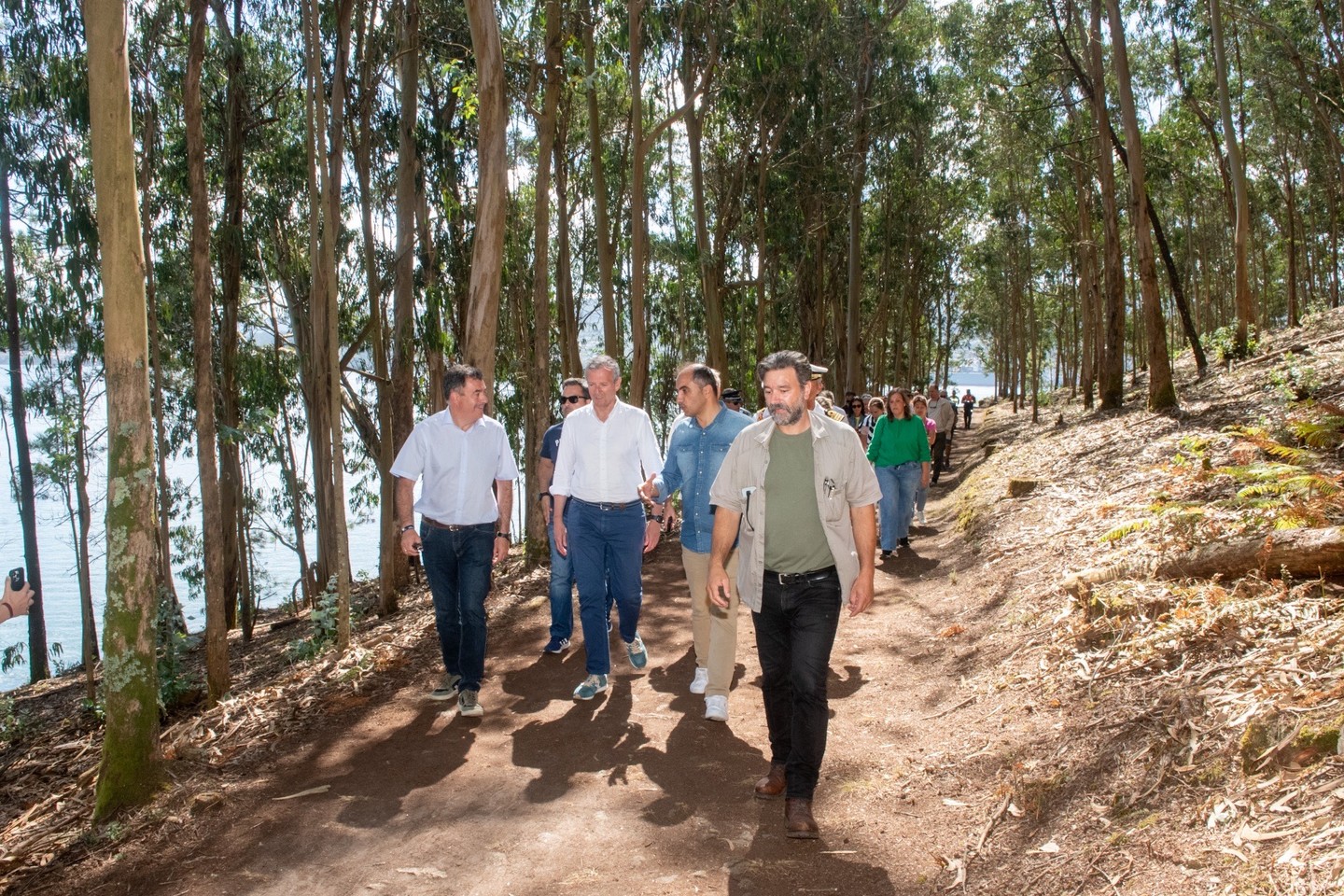 Rueda destaca na Illa de Tambo o valor patrimonial e natural de Galicia e aposta pola súa dinamización como destino turístico e cultural